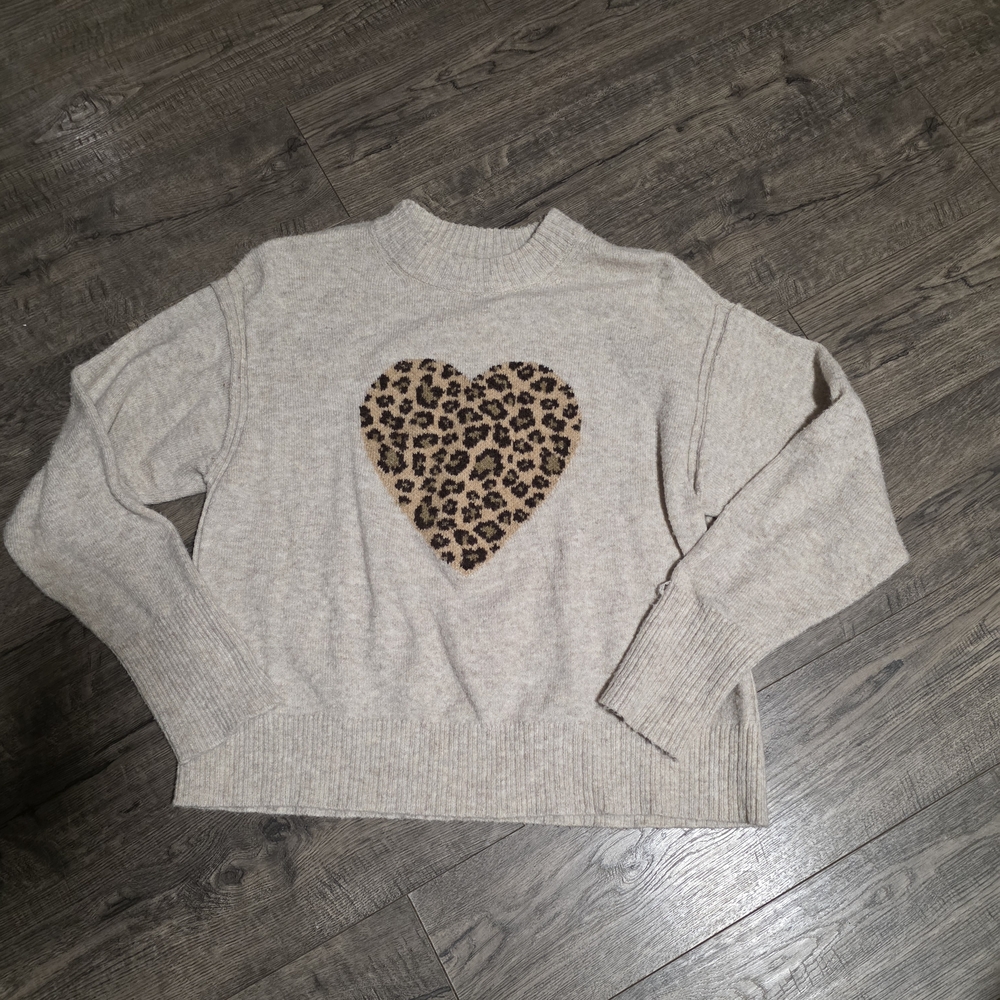 American Eagle Outfitters Beige Knit Sweater